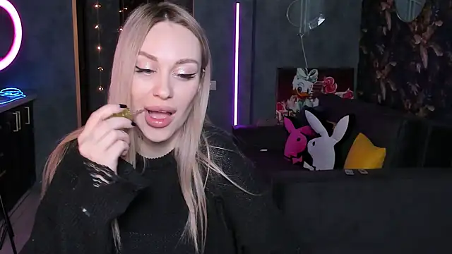 Blckmirrorr live sex cam