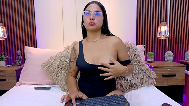 JulietteSins's cam snapshot