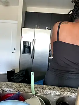 theprettysoles's cam snapshot