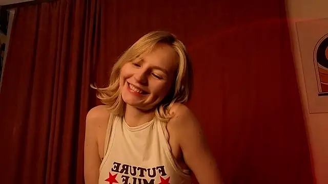 Sunshine_Angell's cam snapshot