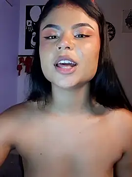 Cleo_hills live sex cam