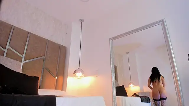 Martinaa_Jones_'s cam snapshot