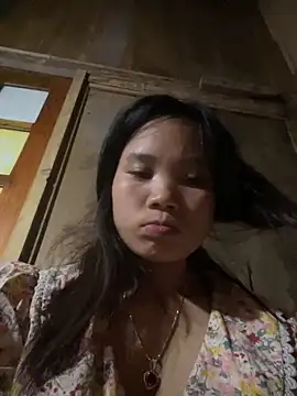 Ngoc-bbi live sex cam
