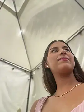 Valeria-escobar's cam snapshot