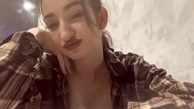 PanickedCowrie's cam snapshot