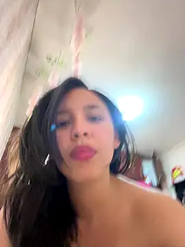 Esmerald_1111's cam snapshot