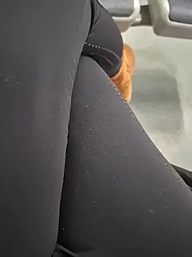 SexyErola27's cam snapshot