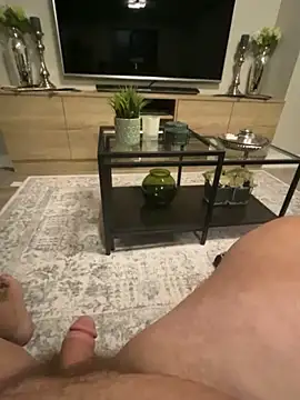 ChubbyBrit live sex cam