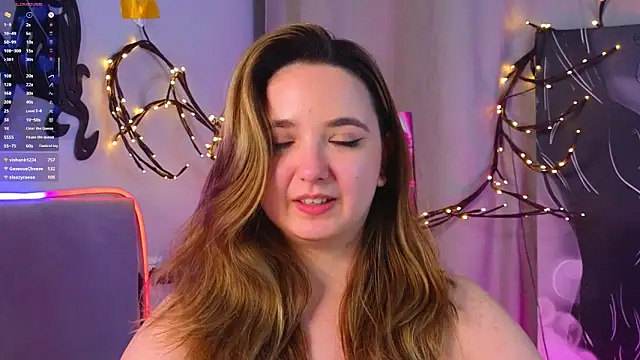 LucilleMcBride's cam snapshot