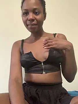 BlackFantasy18's cam snapshot