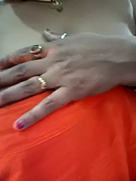 Taniya-2025 live sex cam