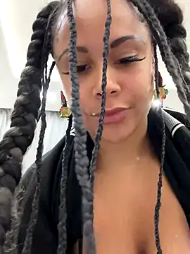 HaileyDiana's cam snapshot