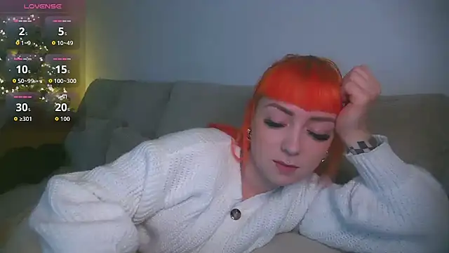 ScarletVixenLive's cam snapshot