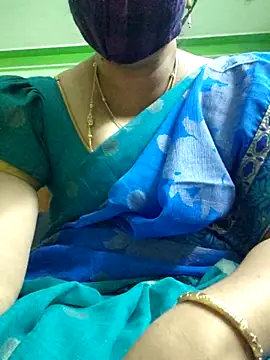 Kerala_Adhya's cam snapshot