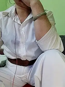 Hangem111's cam snapshot