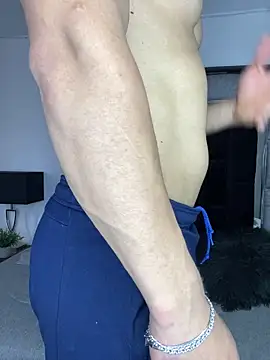 MR_MUSCLE live sex cam