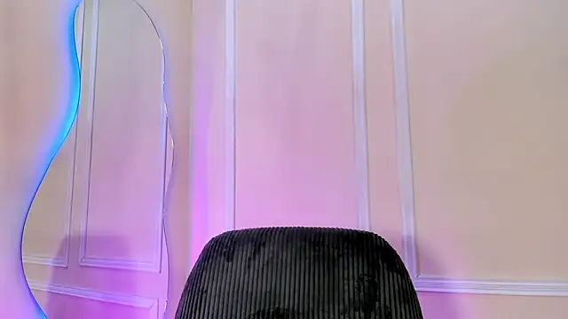 dulce_fiore07's cam snapshot