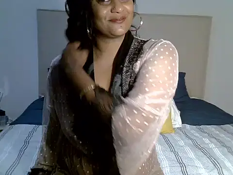 IndianDior01's cam snapshot