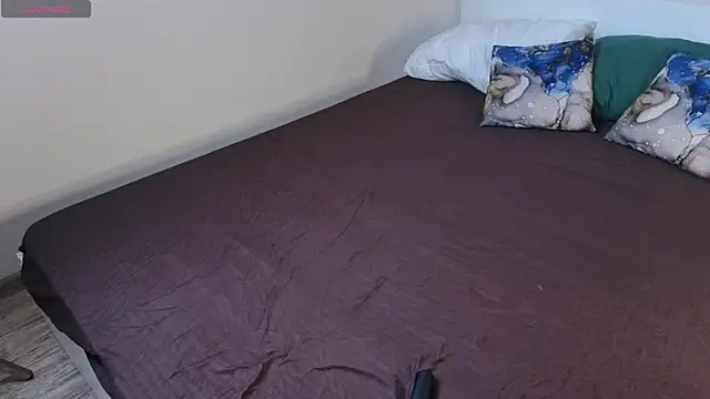 Elsa_Batler's cam snapshot