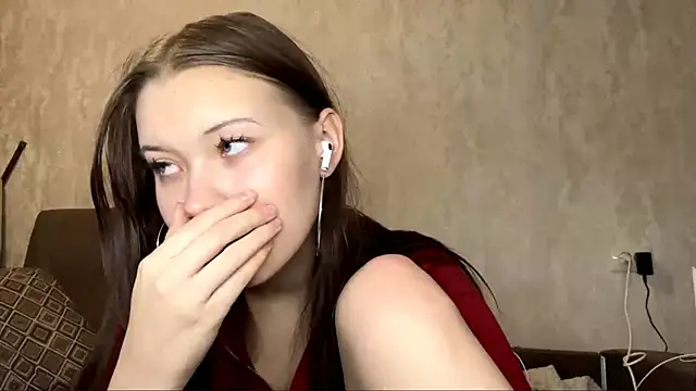 OliviaMoon_24's cam snapshot