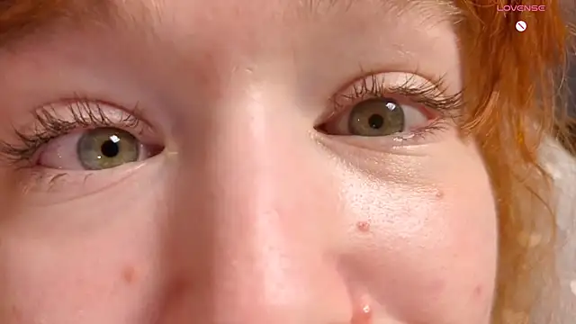 emiliyafox_'s cam snapshot