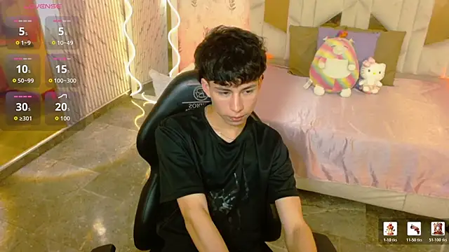 kaelwolf_tay live sex cam