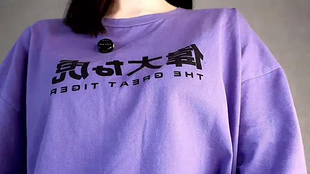 YvonneShames's cam snapshot