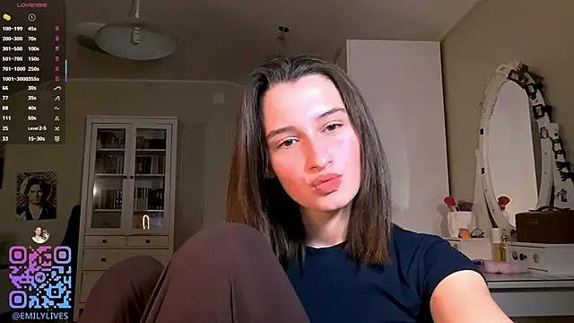 DarlineBrustera's cam snapshot