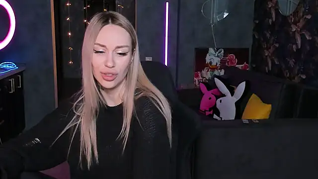 Blckmirrorr's cam snapshot