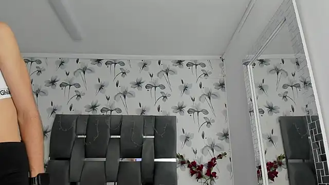 Ehotloveaxxx's cam snapshot