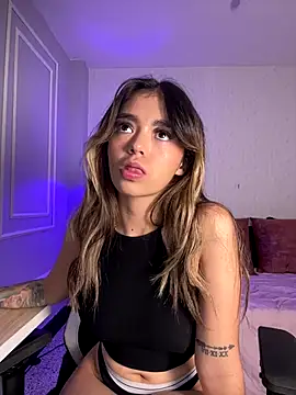 HoneyMollyX live sex cam