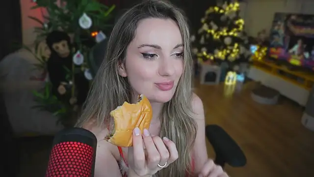 ShyNdWild's cam snapshot