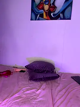 Charlotte-Smit's cam snapshot