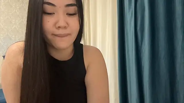 APRYLSUN's cam snapshot