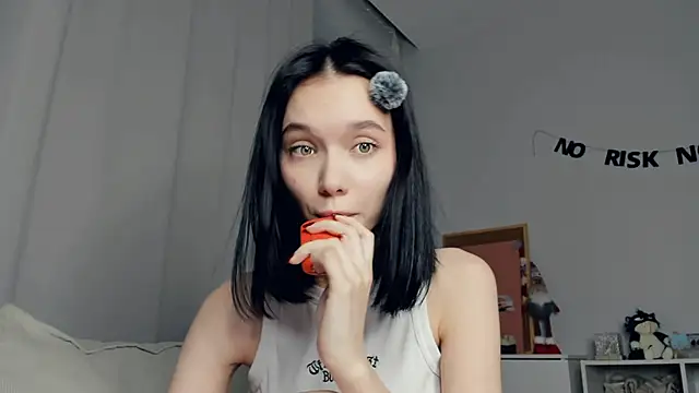 rina_tv's cam snapshot