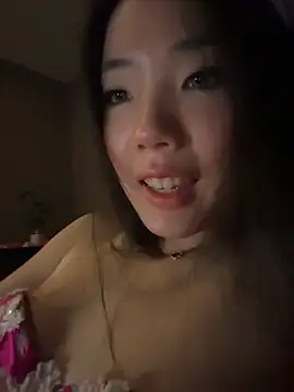 TinyBabe live sex cam