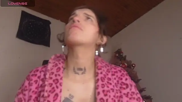 Scarlett_crastrawberry live sex cam