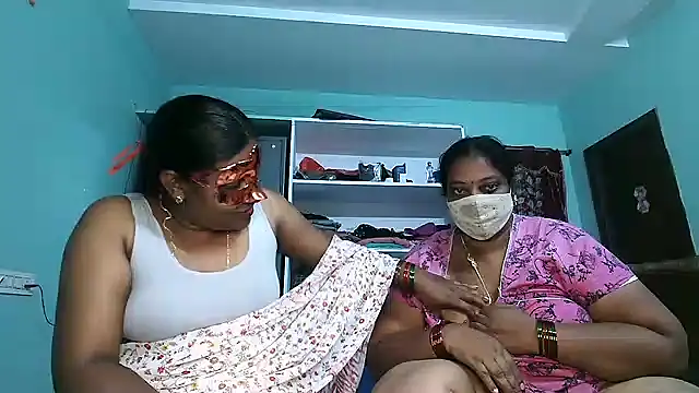 Honey__baby_'s cam snapshot