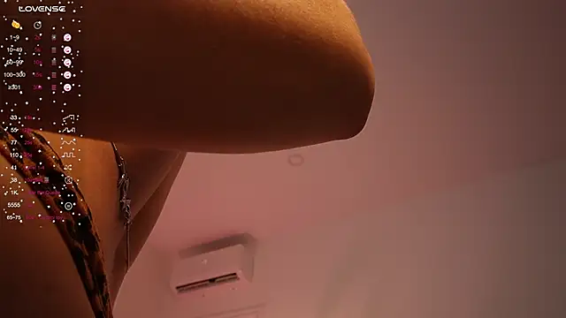 NeonyMuse's cam snapshot