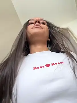 Brunettecollins05 live sex cam