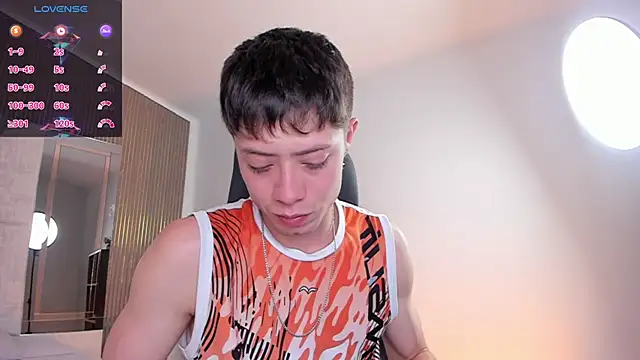 marcuscollins1_'s cam snapshot