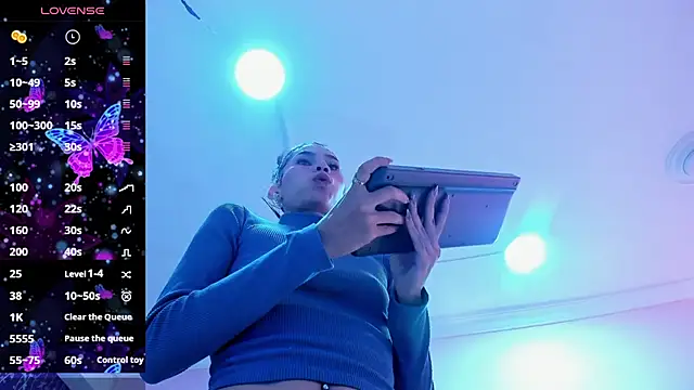 valen_gill's cam snapshot