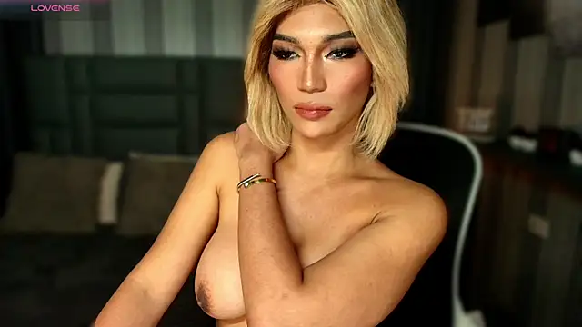 TheHuntress_ live sex cam