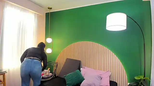 taylor_bennet's cam snapshot