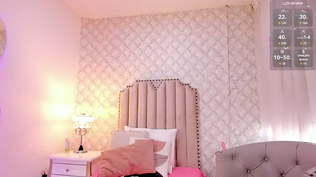 Pia_Johnson_'s cam snapshot