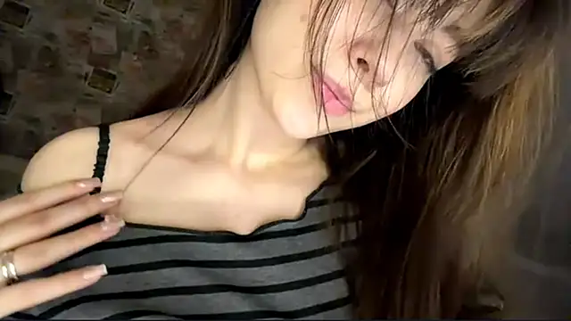 GuyedTheobid's cam snapshot