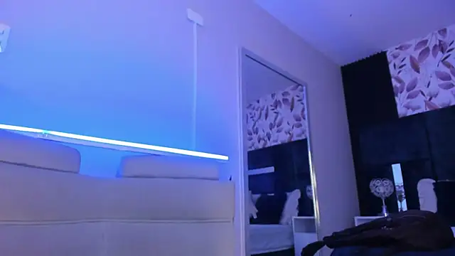 kaletattoo's cam snapshot