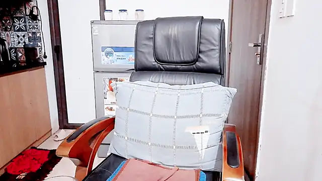 Miu-Le's cam snapshot