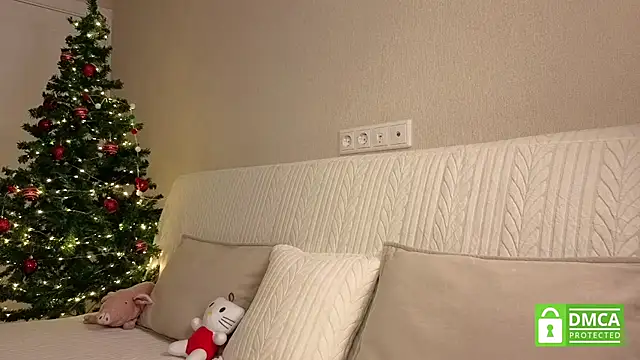 lulu_moonmoon's cam snapshot