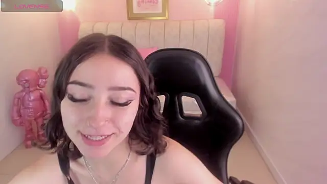 venuss09_s's cam snapshot